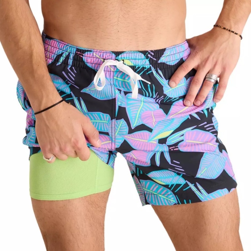Chubbies Fluorescent Funk 5.5" Swim‎ Trunks Mens XXL Neon Tropical 2-in-1 Liner